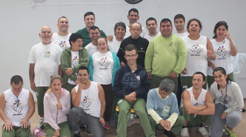 A equipe é formada por cerca de 20 atletas do município de Tubarão.