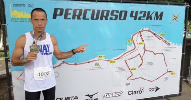O maratonista Amarildo Nascimento cruzou a linha de chegada com o tempo de 3 horas 10 minutos e 11 segundos