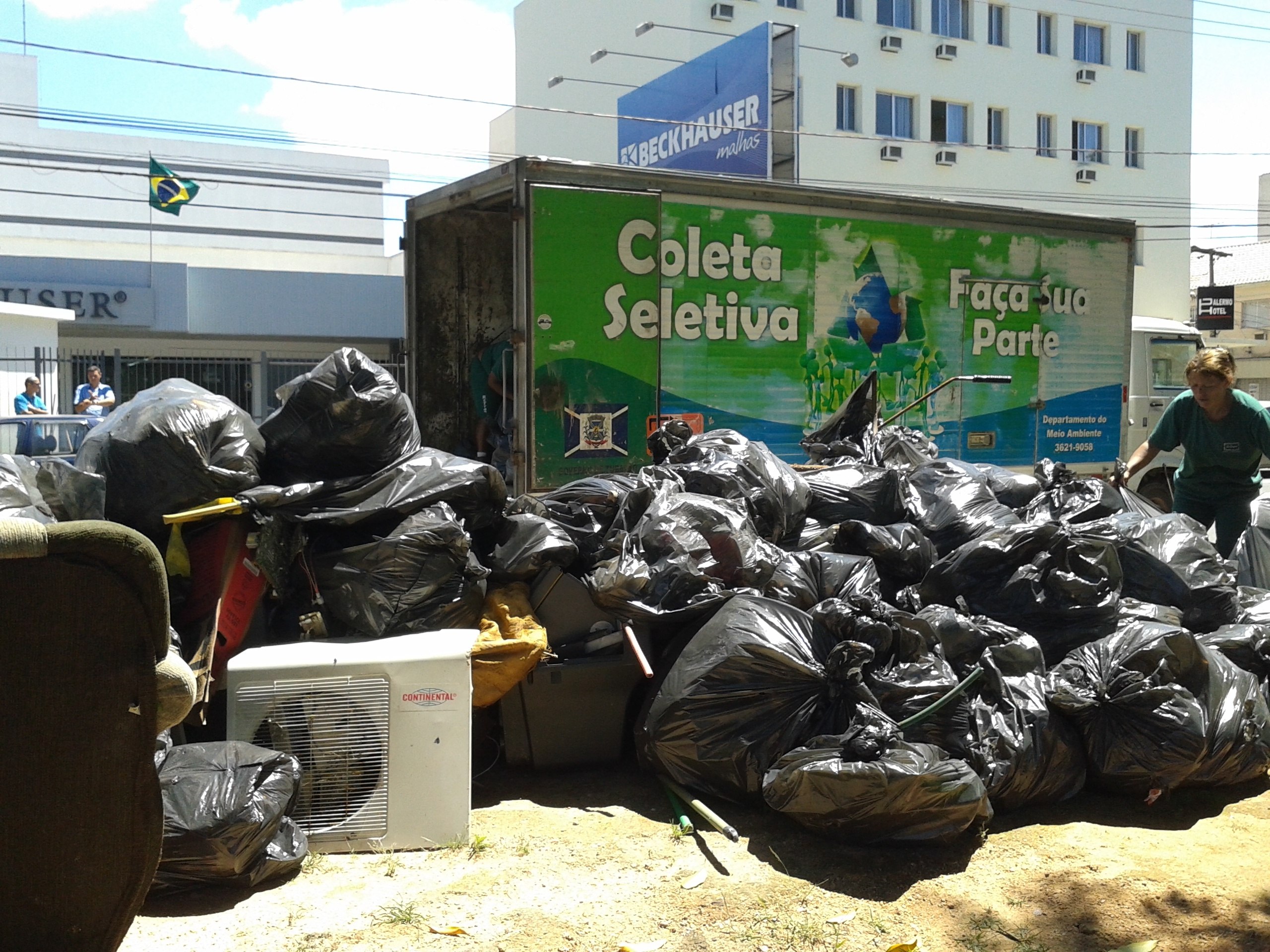 Mutirão recolheu 10.150 quilos de resíduos