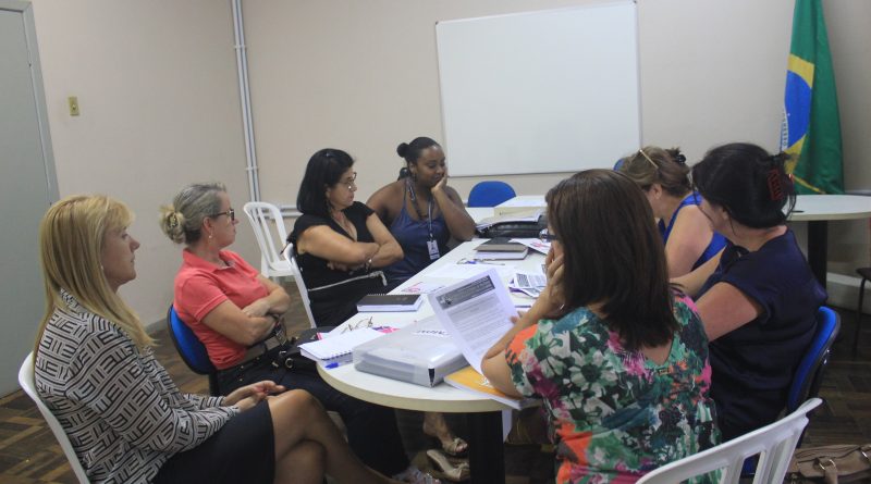 Primeira reunião do Conselho Municipal dos Direitos da Mulher (CMDM).