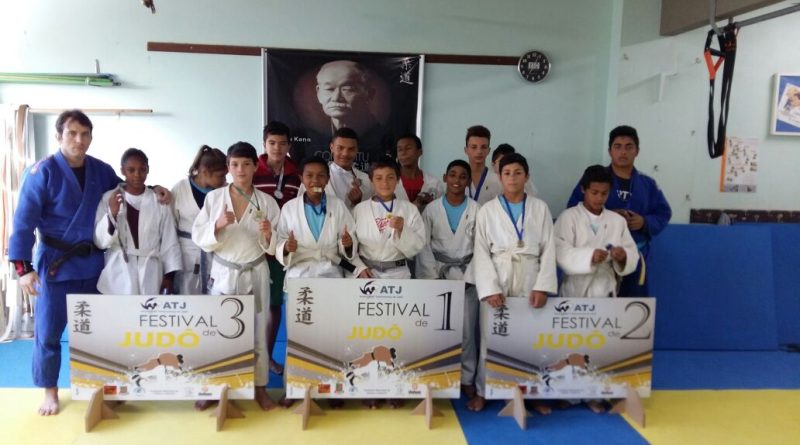 A seletiva reuniu escolas municipais, estaduais e particulares do município de Tubarão.