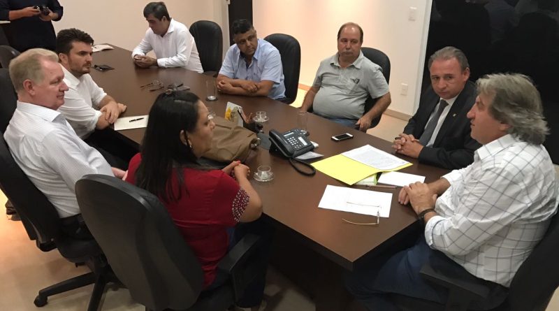Reunião aconteceu nesta terça-feira (14), em Florianópolis
