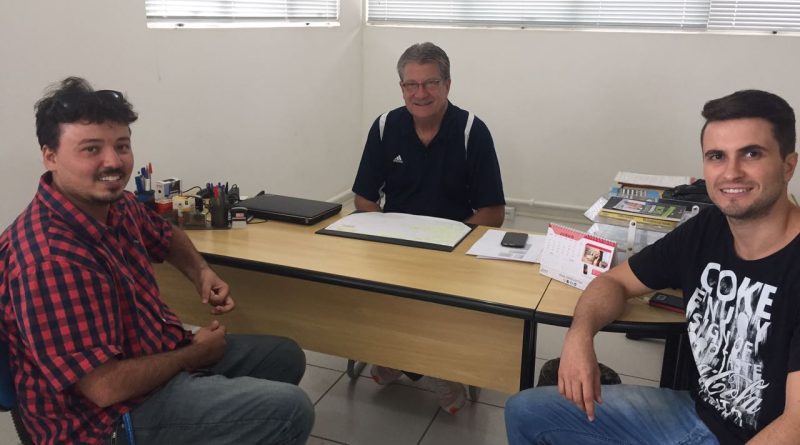 O presidente da ATSB, Phelipe Gonçalves Honório, conversou com o diretor-presidente da FME, Luiz Ernani Buerger.