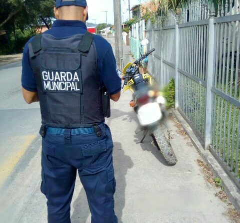 Veículo foi guinchado e encaminhado para a Central de Polícia