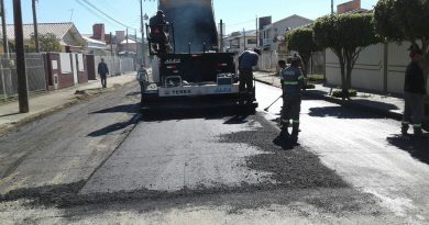 Asfaltamento da Rua Luiz Pedro de Oliveira, no bairro Dehon