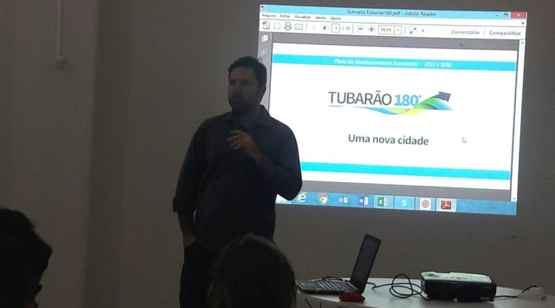 O secretário de Desenvolvimento Econômico, Alexandre Moraes, foi um dos participantes do evento promovido pelo Instituto Lixo Zero Brasil