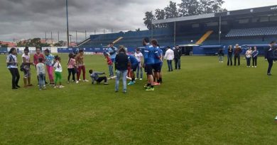 Crianças do CRAS II conheceram o Atlético Tubarão em visita ao Domingos Silveira Gonzales