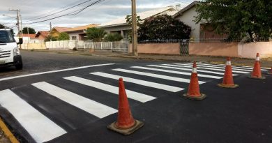 Novas faixas de pedestres no cruzamento da Annes Gualberto com a Rua dos Ferroviários, em Oficinas