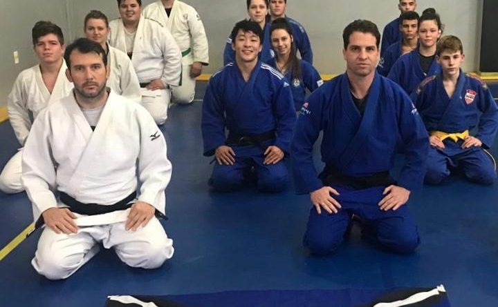 Os judocas integram a Associação Tubaronense de Judô (ATJ).
