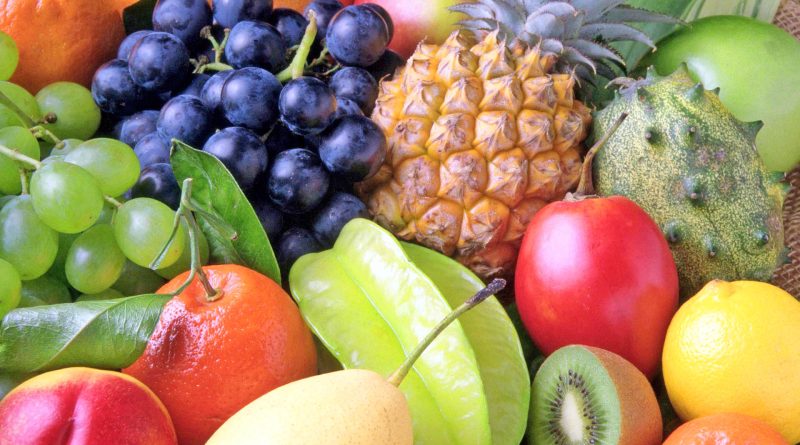 Frutas devem fazer parte de uma dieta equilibrada