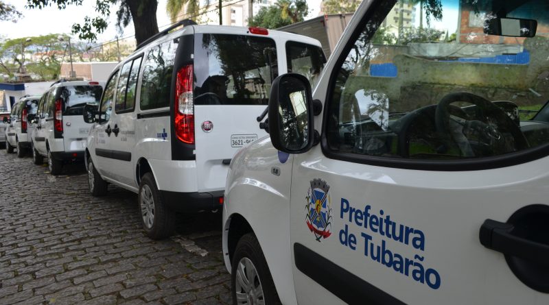 Os referidos veículos foram adquiridos com recursos vinculados aos programas, no valor total de R$ 272.950,00.