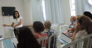Para lembrar esta data de forma educativa, uma palestra foi realizada ao grupo de mulheres do Centros de Referência em Assistência Social (CRAS I) Morrotes.