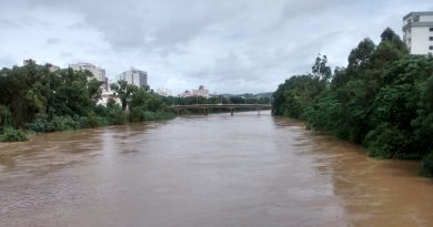 Nível do rio estabilizou por volta do meio-dia