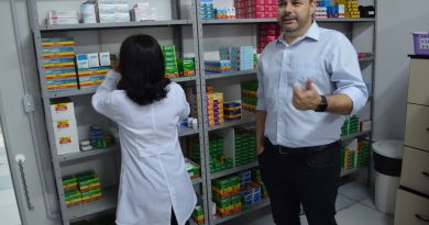 Farmácia Básica tem oferta de medicamentos essenciais quase completa.